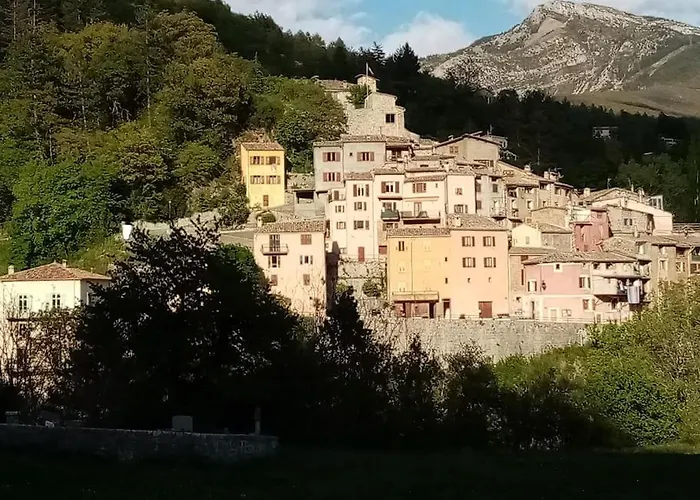 Les Deux Pentes Apartamento Sausses